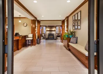 Staybridge Suites Kalamazoo by IHG hotel thumbnail 3