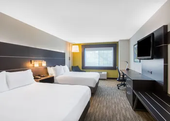 Holiday Inn Express Hotel & Suites Boston-Marlboro by IHG hotel thumbnail 4