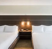 Holiday Inn Express Hotel & Suites Boston-Marlboro by IHG hotel detail image 5