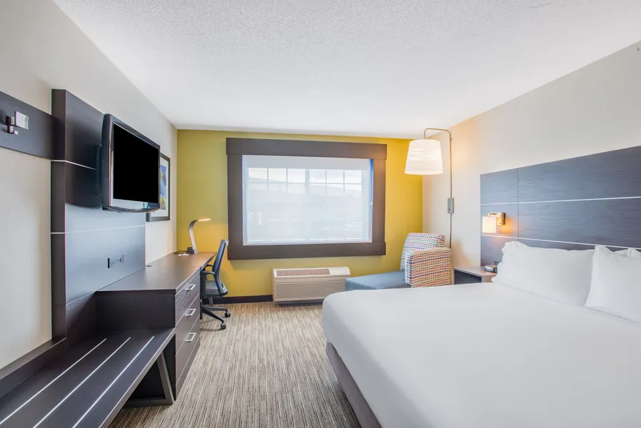 Holiday Inn Express Hotel & Suites Boston-Marlboro by IHG hotel detail image 6