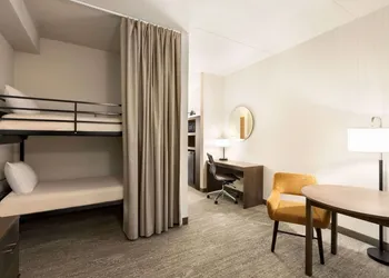 Days Inn & Suites by Wyndham Bozeman hotel thumbnail 5