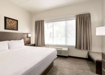Days Inn & Suites by Wyndham Bozeman hotel thumbnail 6