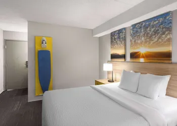 Days Inn & Suites by Wyndham Bozeman hotel thumbnail 8