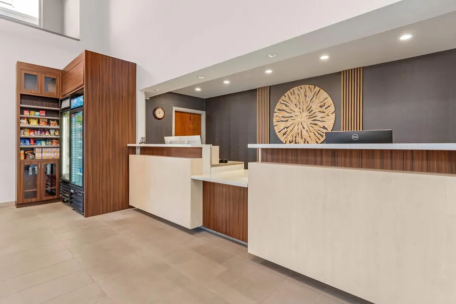 Country Inn & Suites by Radisson, Modesto/Salida hotel detail image 2