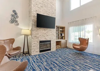 Country Inn & Suites by Radisson, Modesto/Salida hotel thumbnail 3