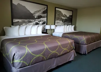 Super 8 by Wyndham Belgrade/Bozeman Airport hotel thumbnail 6
