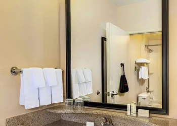SpringHill Suites by Marriott Modesto hotel thumbnail 8