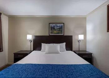 Travelodge by Wyndham Livingston Yellowstone hotel thumbnail 6