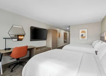 Holiday Inn Express & Suites Ogden by IHG hotel thumbnail 3