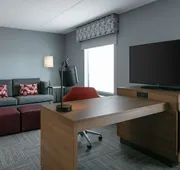 Hampton Inn Dubuque hotel detail image 3