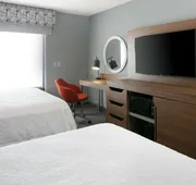Hampton Inn Dubuque hotel detail image 7