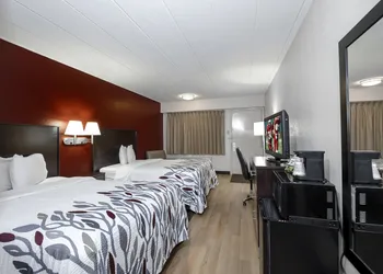 Red Roof Inn Bloomington - Normal/ University hotel thumbnail 6