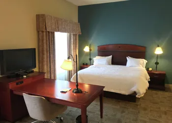 Hampton Inn & Suites Bloomington - Normal hotel thumbnail 5