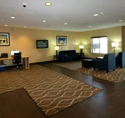 Comfort Suites Bloomington I-55 and I-74 hotel detail image 4