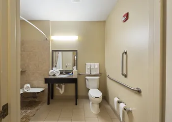 Holiday Inn Express Bloomington West by IHG hotel thumbnail 3
