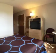 Super 8 by Wyndham Canandaigua hotel detail image 5