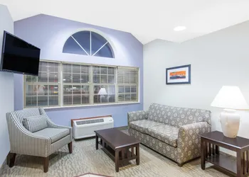 Microtel Inn & Suites by Wyndham Seneca Falls hotel thumbnail 3
