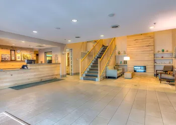 Country Inn & Suites by Radisson, Crystal Lake, IL hotel thumbnail 2