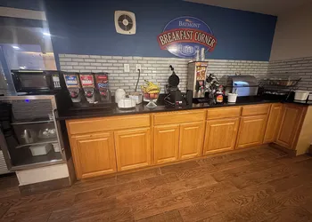 Baymont Inn & Suites by Wyndham Richmond hotel thumbnail 2