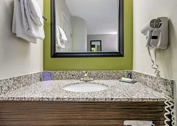 Sleep Inn near I-80 and I-94 hotel thumbnail 8