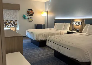 La Quinta Inn & Suites by Wyndham Macon West hotel thumbnail 6