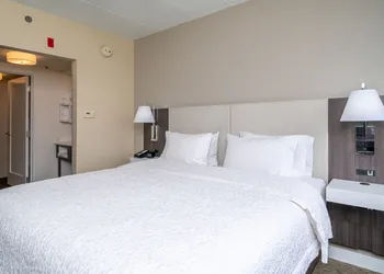 Hampton Inn & Suites Valley Forge/Oaks hotel thumbnail 5