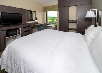 Hampton Inn & Suites Valley Forge/Oaks hotel thumbnail 7