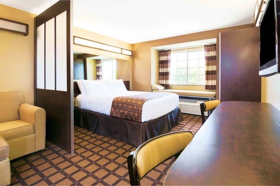 Microtel Inn & Suites by Wyndham Macon hotel detail image 6
