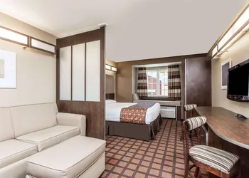 Microtel Inn & Suites by Wyndham Macon hotel thumbnail 7
