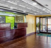 Quality Inn & Suites near Robins Air Force Base hotel detail image 4