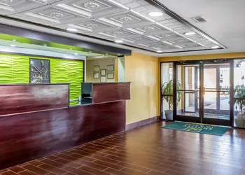 Quality Inn & Suites near Robins Air Force Base hotel thumbnail 4