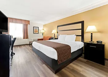 Best Western Riverside Inn hotel thumbnail 4