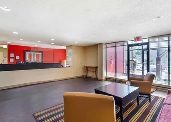 Suburban Studios Macon North hotel thumbnail 3
