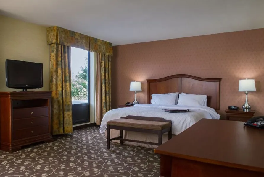 Hampton Inn Brattleboro hotel detail image 6