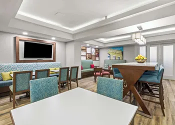 Hampton Inn Lexington/Georgetown hotel thumbnail 2