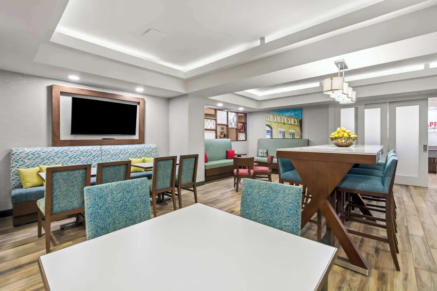 Hampton Inn Lexington/Georgetown hotel detail image 2