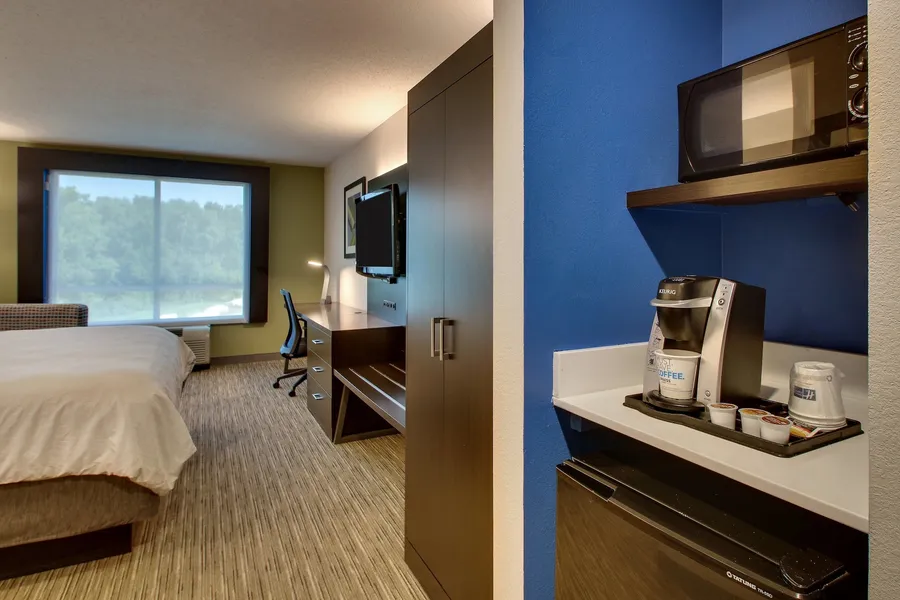 Holiday Inn Express Lexington North-Georgetown by IHG hotel detail image 6