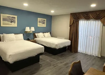 Days Inn by Wyndham Medford hotel thumbnail 6