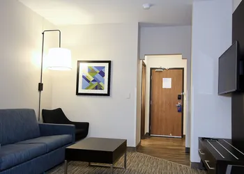 Holiday Inn Express & Suites Ashland by IHG hotel thumbnail 8