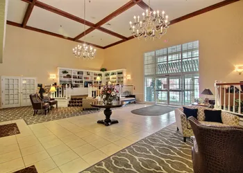 Comfort Suites Appleton Airport hotel thumbnail 3
