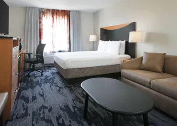 Fairfield Inn by Marriott Manhattan hotel thumbnail 7