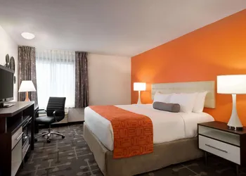 Howard Johnson by Wyndham Appleton hotel thumbnail 2