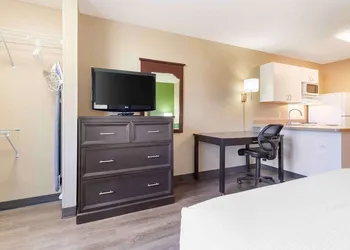 Extended Stay America Select Suites - Appleton - Fox Cities hotel thumbnail 6