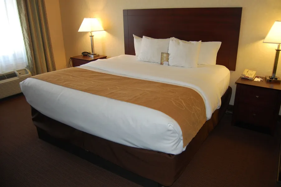 Comfort Suites Manhattan hotel detail image 6