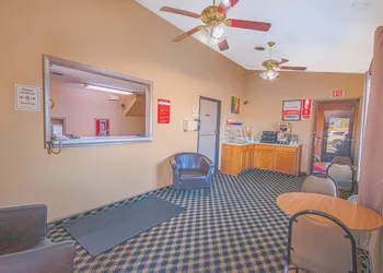 Econo Lodge Junction City I-70 Near Fort Riley hotel thumbnail 4