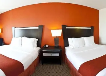 Holiday Inn Express Hotel & Suites Odessa by IHG hotel thumbnail 3