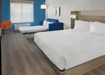 Holiday Inn Express Hotel & Suites Odessa by IHG hotel thumbnail 8