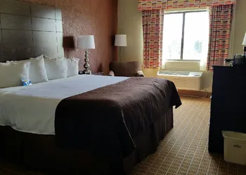 Baymont by Wyndham Midland Airport hotel thumbnail 5