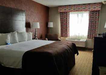 Baymont by Wyndham Midland Airport hotel thumbnail 8