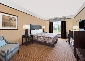 Sonesta Essential Hotels Odessa hotel thumbnail 8